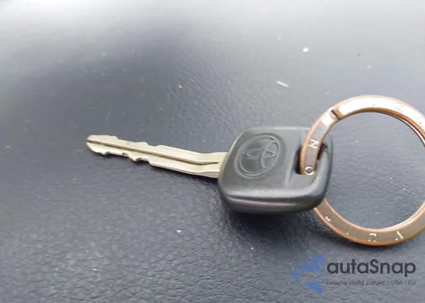 2015 Toyota Yaris L from USA, damaged, VIN VNKKTUD36FA027225